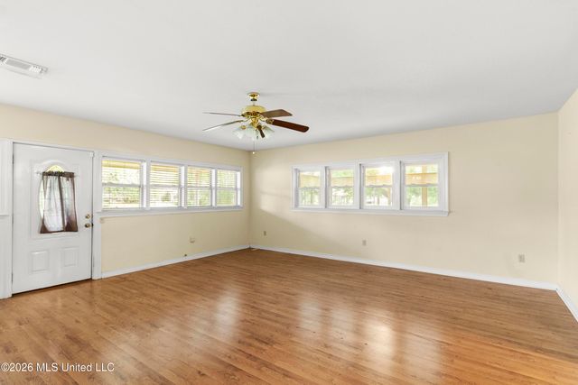 4510 Willow Street, Pascagoula, MS 39567