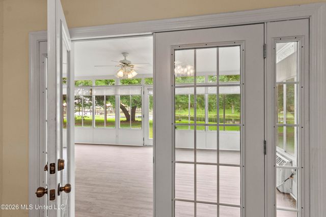 4510 Willow Street, Pascagoula, MS 39567