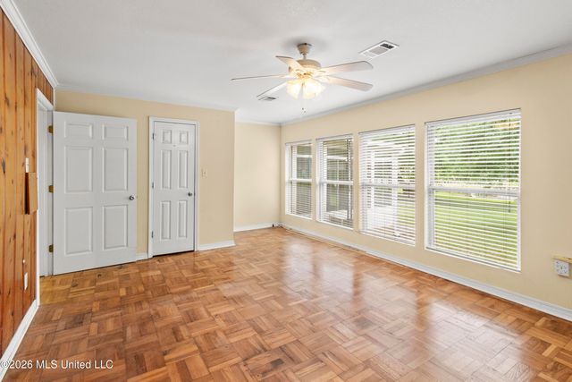 4510 Willow Street, Pascagoula, MS 39567