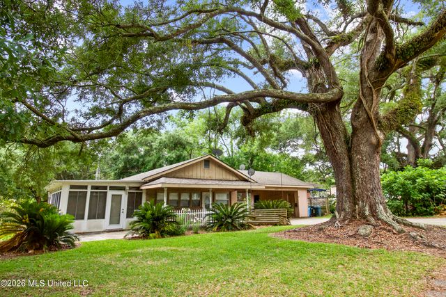 4510 Willow Street, Pascagoula, MS 39567