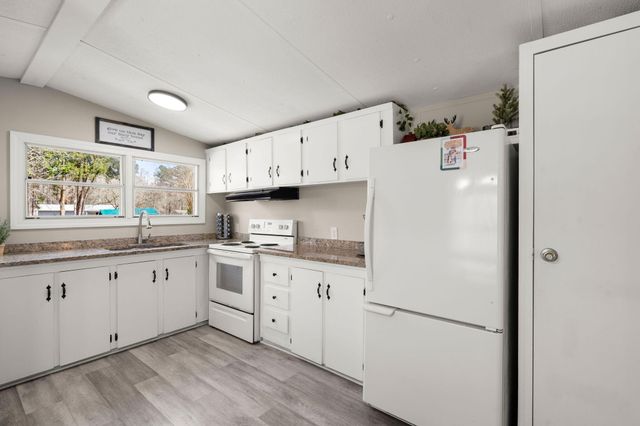 322 E Poplar Branch Drive, Moncks Corner, SC 29461