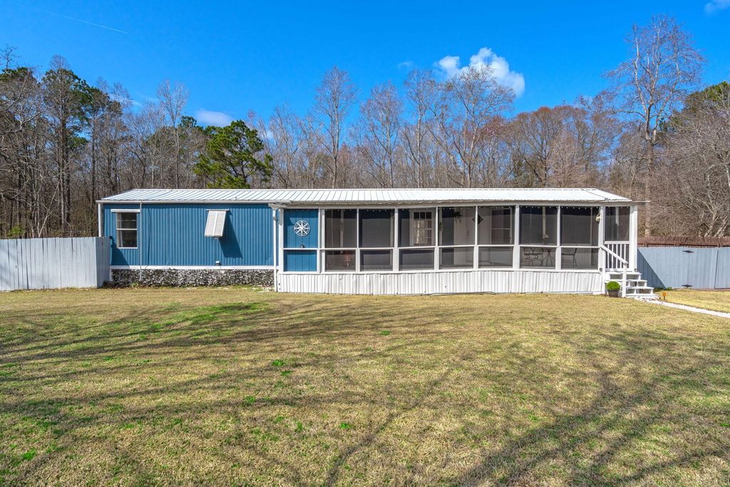 Image 1 of property listing at 322 E Poplar Branch Drive, Moncks Corner, SC 29461