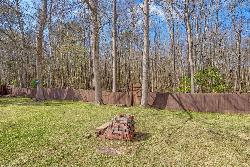 Image 25 of property listing at 322 E Poplar Branch Drive, Moncks Corner, SC 29461