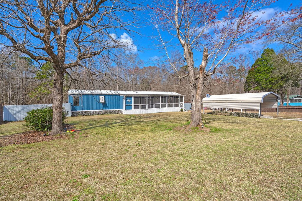 Image 31 of property listing at 322 E Poplar Branch Drive, Moncks Corner, SC 29461