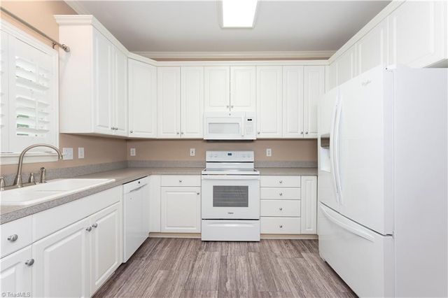 4032 Clinard Road, Clemmons, NC 27012