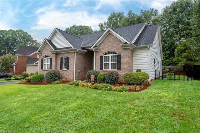 4032 Clinard Road, Clemmons, NC 27012