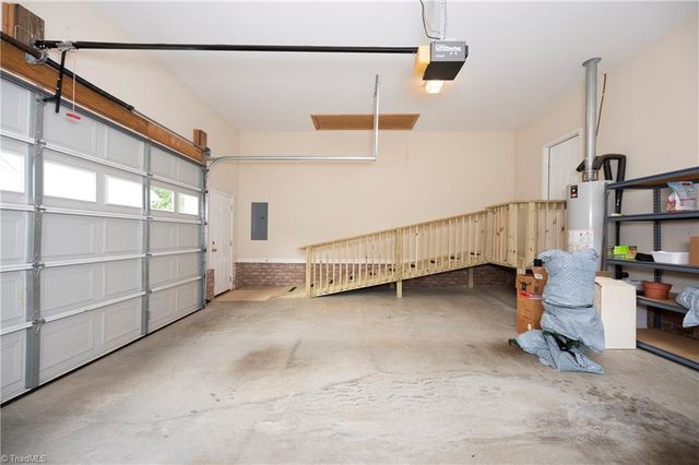 4032 Clinard Road, Clemmons, NC 27012