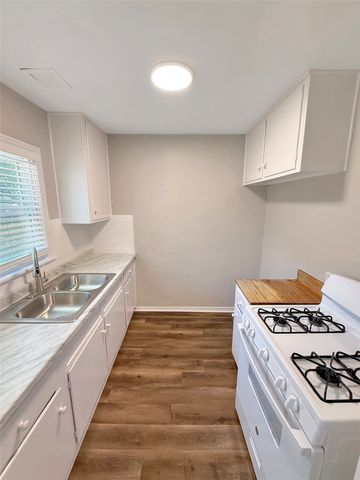5017 Fairfax Street, Fort Worth, TX 76116