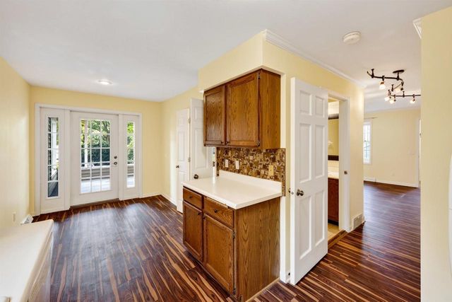 6941 Old Sauk Road, Madison, WI 53717
