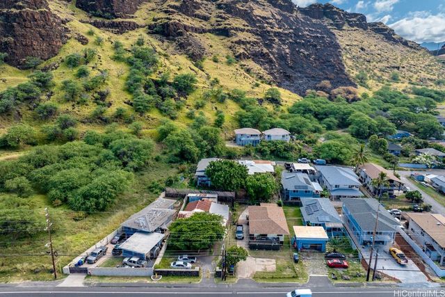 87-1392 Farrington Highway, Waianae, HI 96792