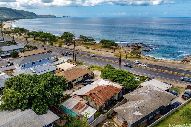 87-1392 Farrington Highway, Waianae, HI 96792