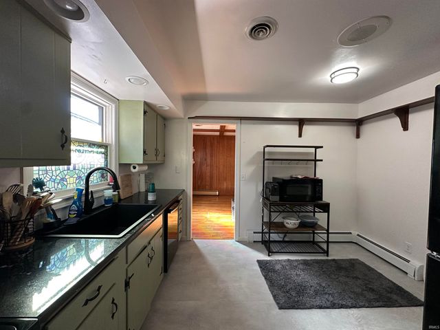 717 W BOULEVARD, Kokomo, IN 46902