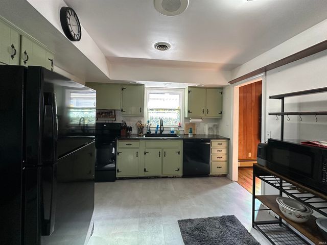 717 W BOULEVARD, Kokomo, IN 46902