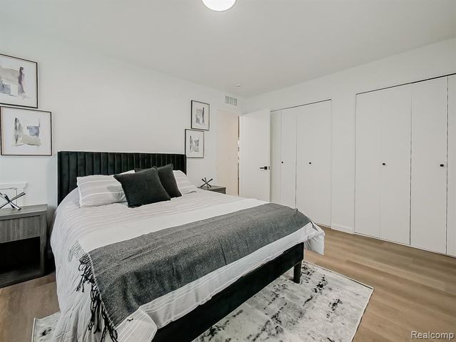 40325 Plymouth Road 103, Plymouth, MI 48170