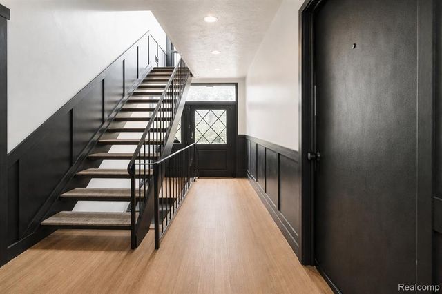 40325 Plymouth Road 103, Plymouth, MI 48170