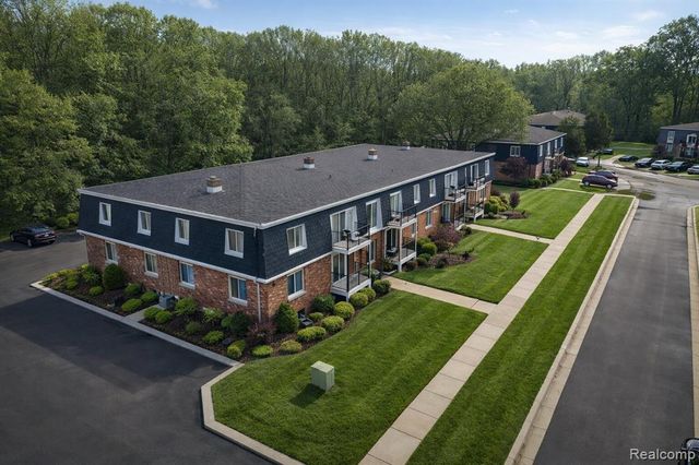 40325 Plymouth Road 103, Plymouth, MI 48170