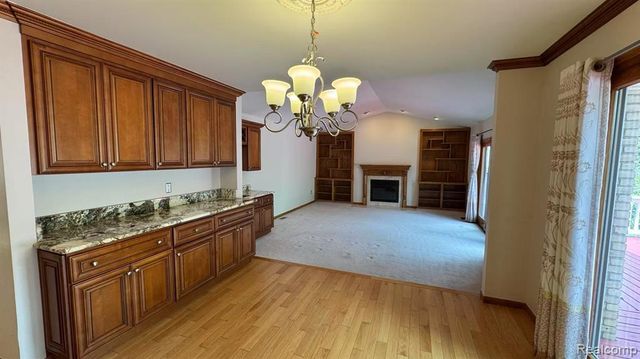 3440 Salem Drive, Rochester Hills, MI 48306