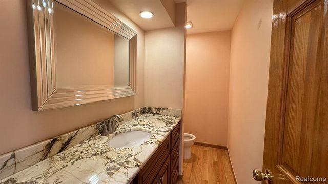 3440 Salem Drive, Rochester Hills, MI 48306