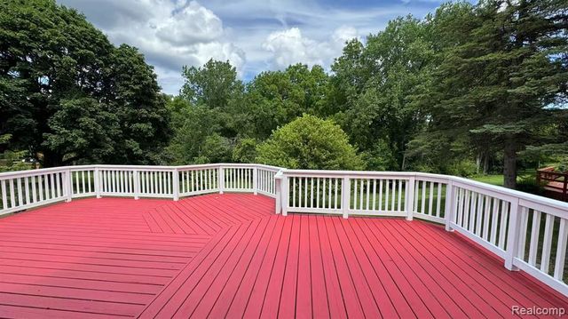 3440 Salem Drive, Rochester Hills, MI 48306