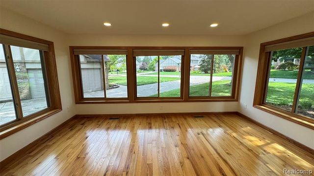 3440 Salem Drive, Rochester Hills, MI 48306