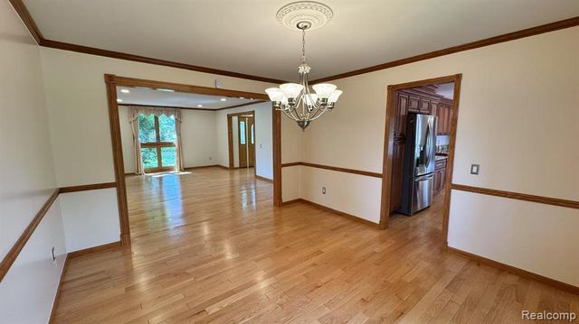 3440 Salem Drive, Rochester Hills, MI 48306