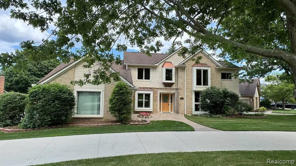 3440 Salem Drive, Rochester Hills, MI 48306
