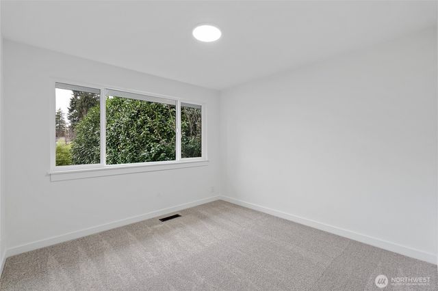 19628 Heinz Place, Lynnwood, WA 98036