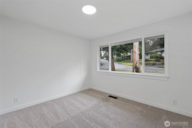 19628 Heinz Place, Lynnwood, WA 98036