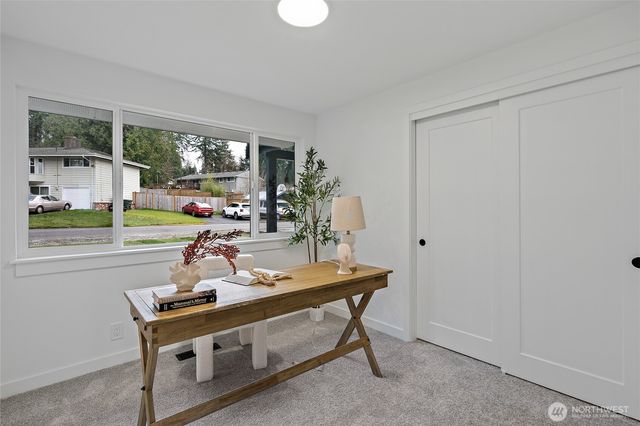 19628 Heinz Place, Lynnwood, WA 98036