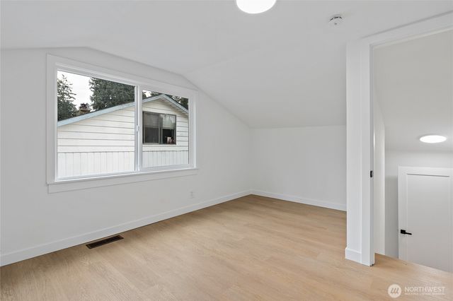 19628 Heinz Place, Lynnwood, WA 98036