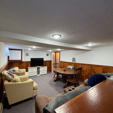 86 Chestnut Hill Road, Rochester, NH 03867