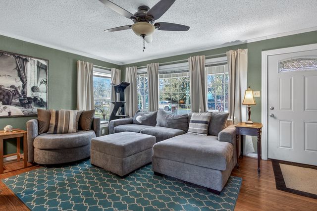 613 Cordell Street, Denton, TX 76201