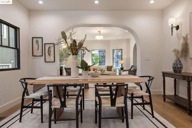 2026 Oakland Ave, Piedmont, CA 94611
