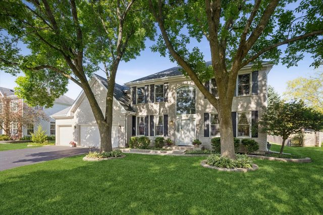 1616 Rolling Hills Drive, Crystal Lake, IL 60014