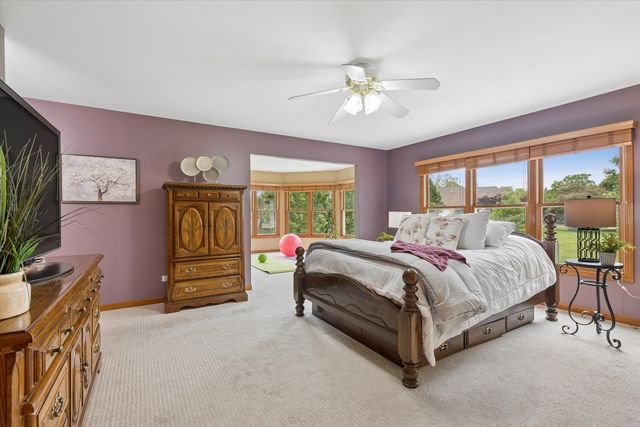 1616 Rolling Hills Drive, Crystal Lake, IL 60014