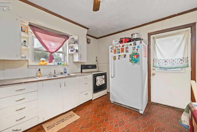 E 1304 Parish, Sandusky, OH 44870