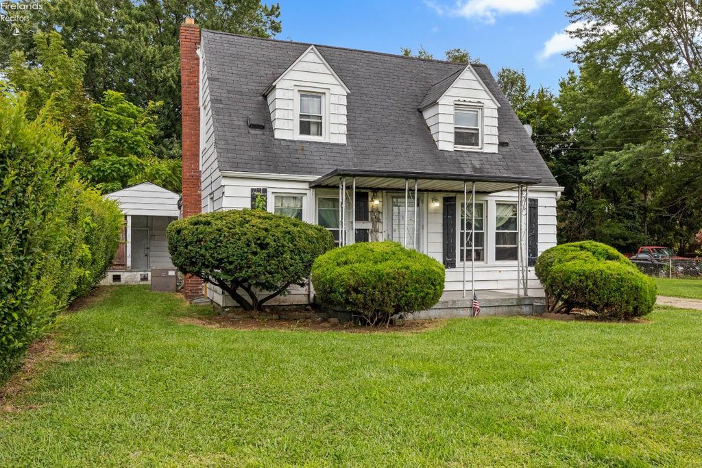 E 1304 Parish, Sandusky, OH 44870