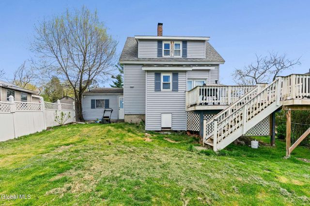 5 Tower Avenue, Brunswick, NY 12180