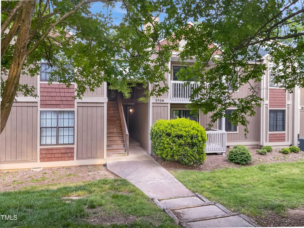 3706 Chimney Ridge Place 8, Durham, NC 27713
