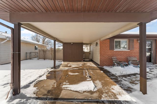 9320 Forrest Drive, Highland, IN 46322