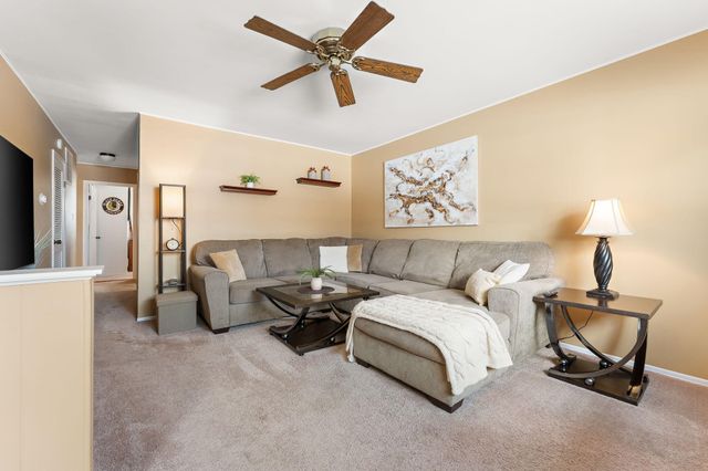 9320 Forrest Drive, Highland, IN 46322