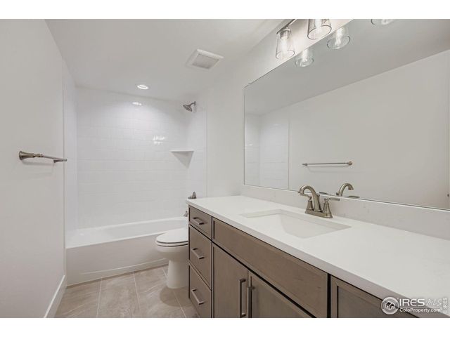 1854 Equinox Dr, Windsor, CO 80550