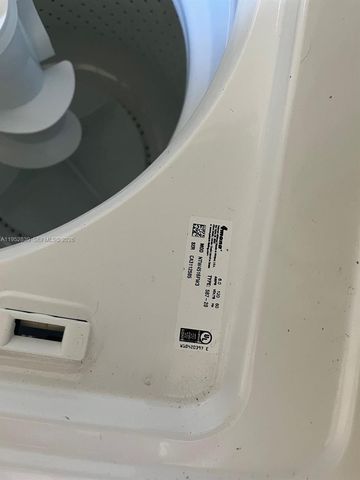 11601 SW 2nd St 21108, Pembroke Pines, FL 33025