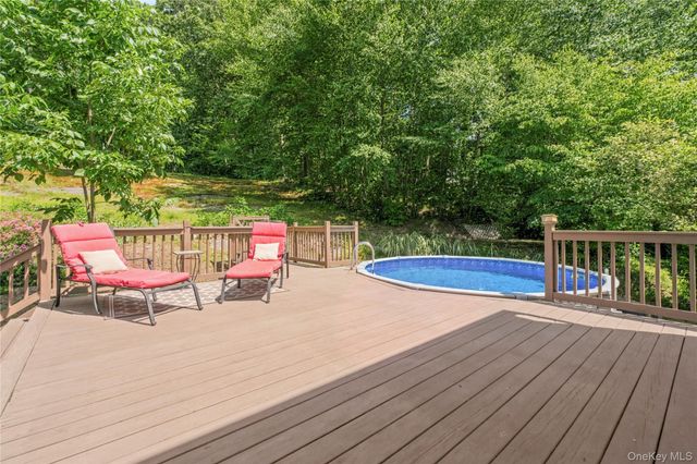 45 Christine Court, Stormville, NY 12582