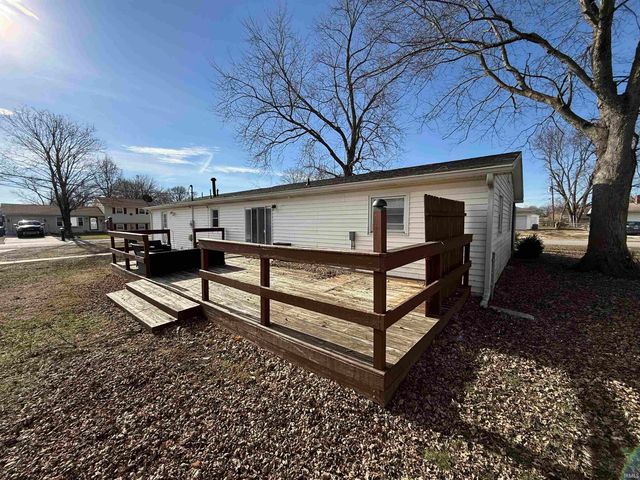 300 N Barclay Drive, Vincennes, IN 47591