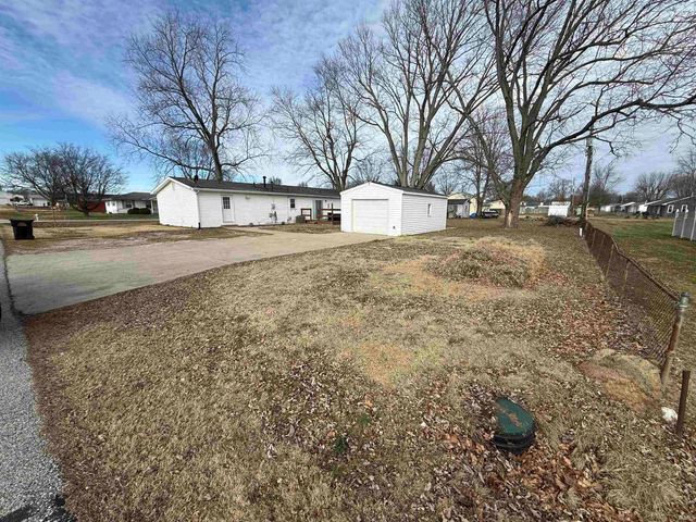 300 N Barclay Drive, Vincennes, IN 47591