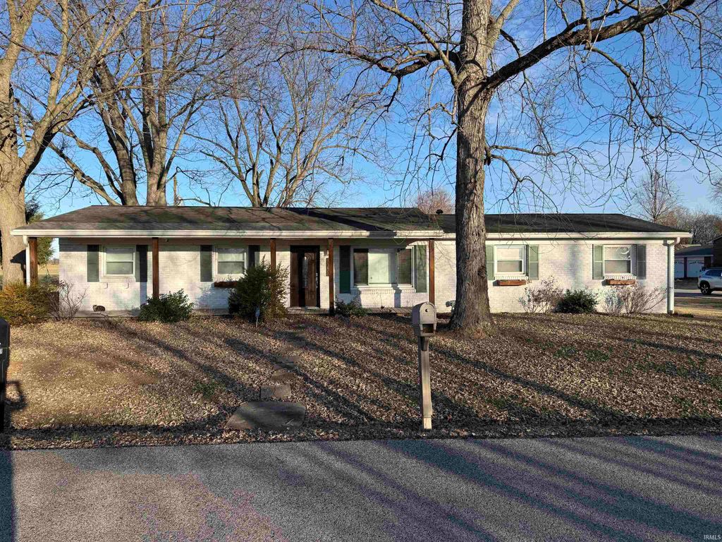 300 N Barclay Drive, Vincennes, IN 47591