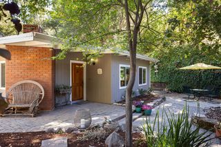 32 Southbank Road, Carmel Valley, CA 93924