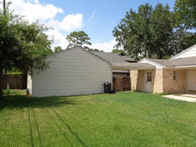 11815 Gardenglen Drive, Houston, TX 77070