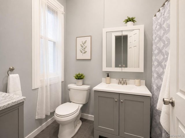 41 Nichols Avenue, Brooklyn, NY 11208